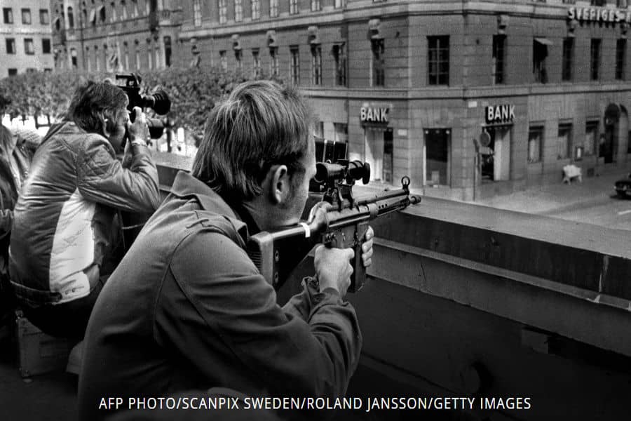 The Norrmalmstorg Bank Robbery. snipers on the roof